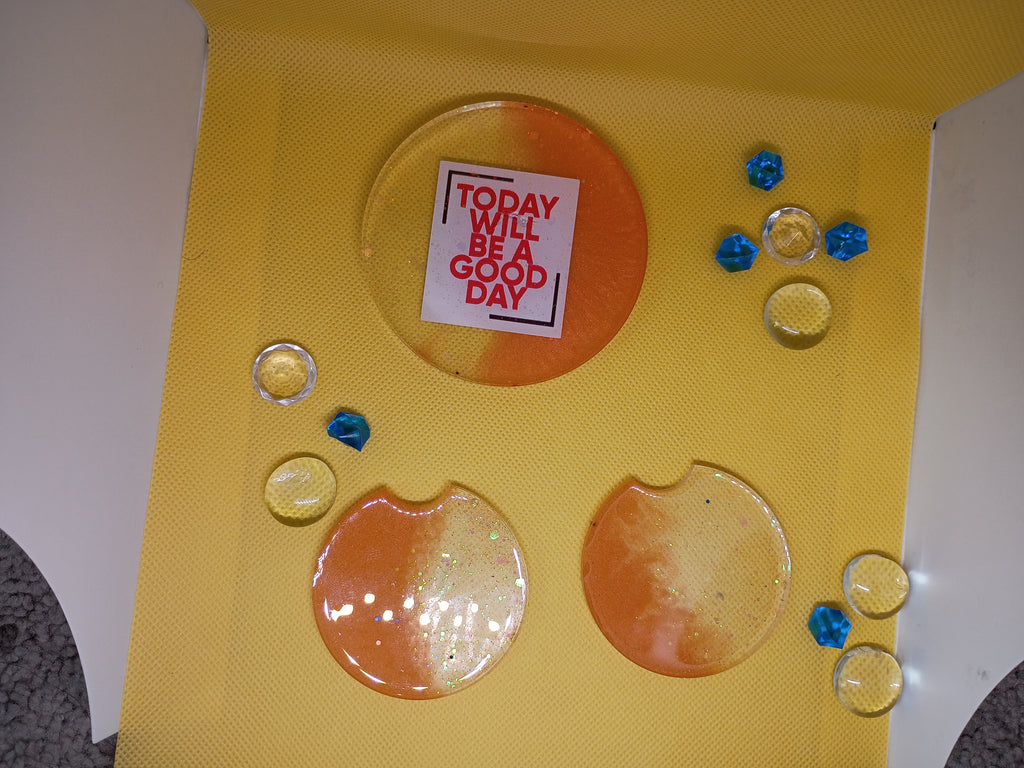 Coaster with 1 set car coaster